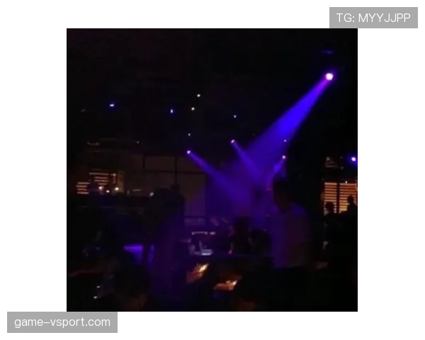 瑞安·洛赫特训练完直接去夜店蹦迪？这作息谁顶得住